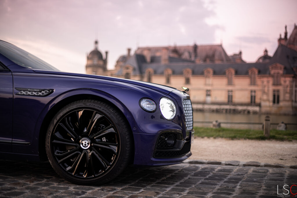 Bentley Flying Spur Mulliner Castle LuxurySportCars.fr